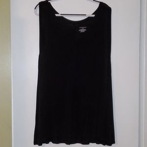 Black V neck sleevless tank